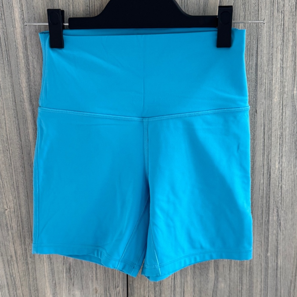Lululemon bike shorts 6" inseam